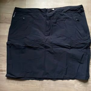 Royal Robbins technical skirt 14